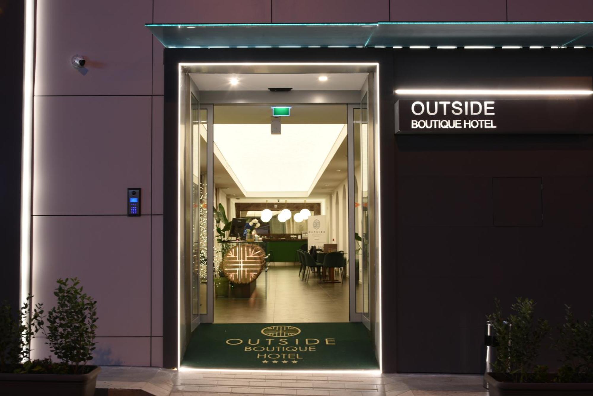 Outside Boutique Hotel Foggia Exterior foto